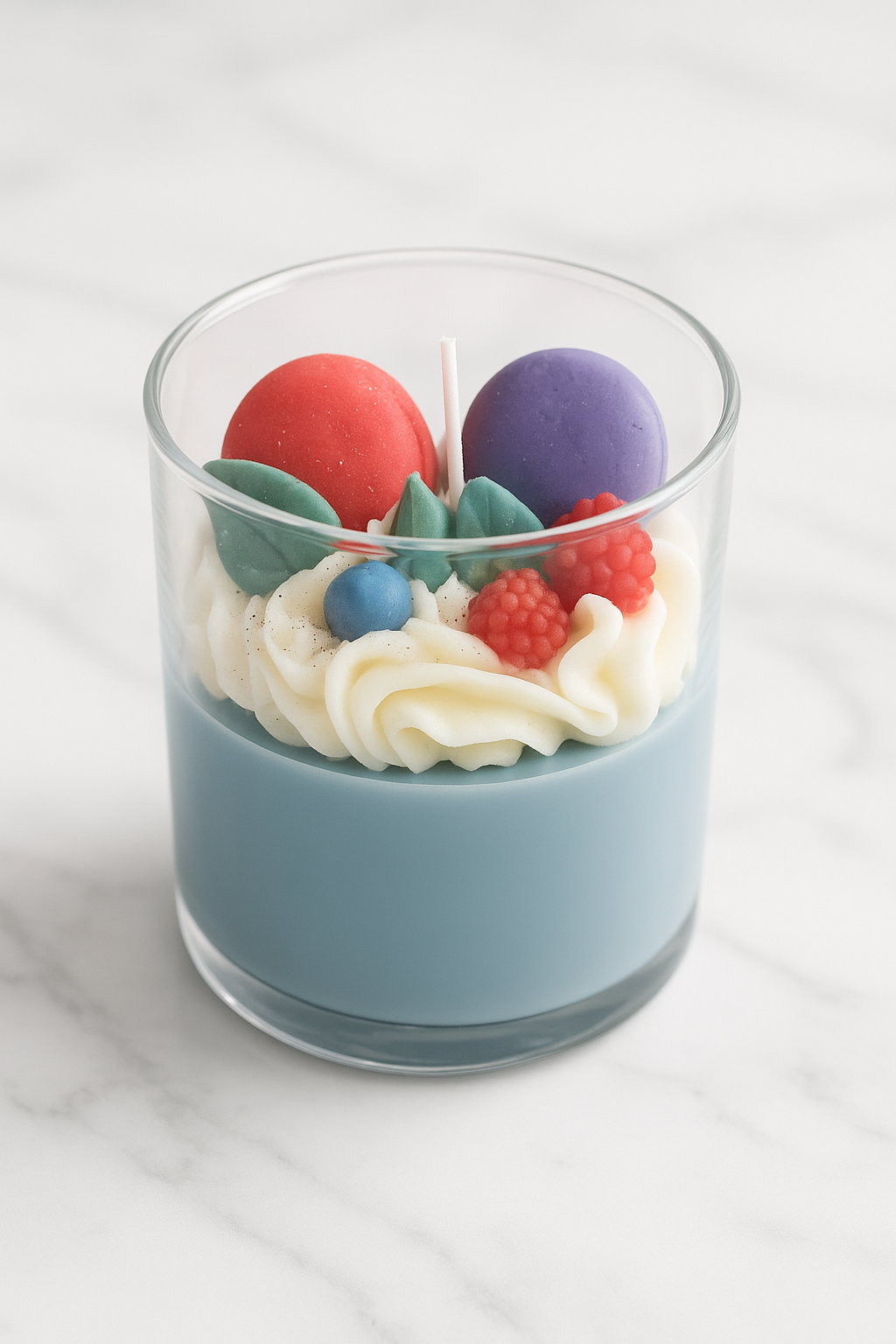 Macaron candle